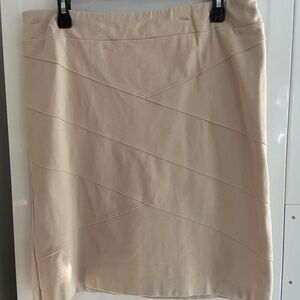 Laura khaki coloured straight skirt